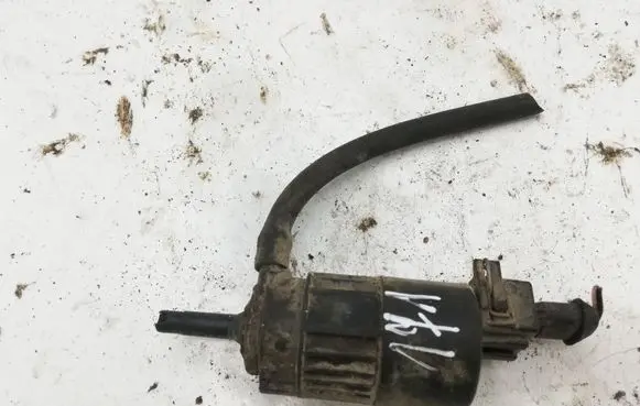 Volvo XC90 Windscreen/windshield washer pump 402404 402405