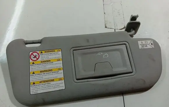 Mazda 3 I Sun visor 