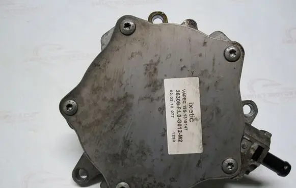 Honda CR-V Vacuum pump N22B4