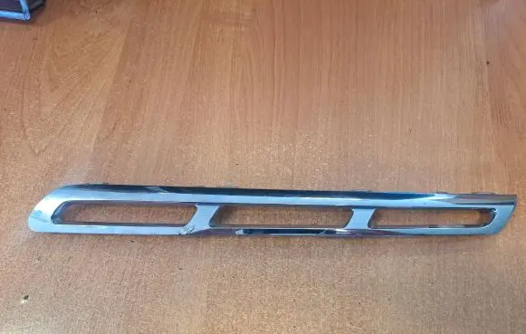 Mercedes-Benz GLS X166 Front bumper upper radiator grill A1668881985