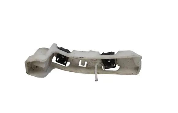 Peugeot 208 Front bumper mounting bracket 9673270180