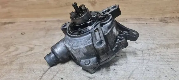 Volvo S80 Vacuum pump 30731825