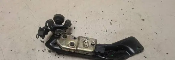 Chrysler Voyager Sliding door lock 4125412 40HM051