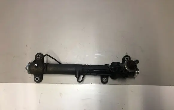 Toyota Avensis T250 Steering rack