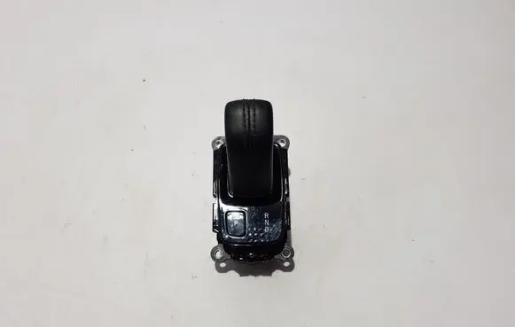 Volvo V60 Gear shifter/selector 31492151