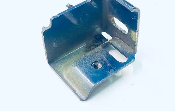 Citroen C5 Radiator mount bracket 9661213780