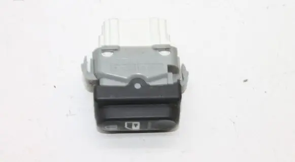 Nissan Qashqai Central locking switch button 21000A