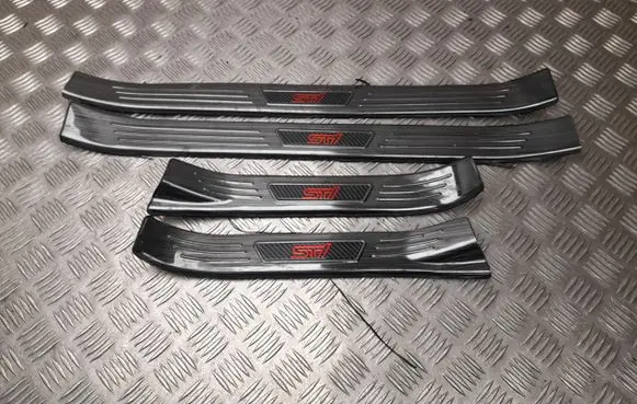 Subaru XV II Other sill/pillar trim element