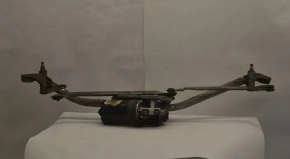 Audi A4 S4 B5 8D Wiper motor 8D1955113B 0390241132 0589811102