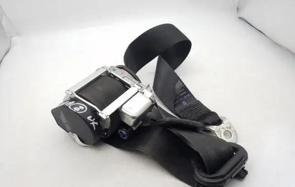 Skoda Octavia Mk2 (1Z) Front seatbelt 1Z0857702C 616015800