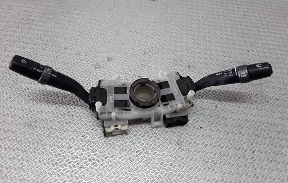 Lexus IS 200-300 Wiper turn signal indicator stalk/switch 8431053050