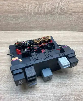 Volkswagen PASSAT B6 Comfort/convenience module 3C0937049J