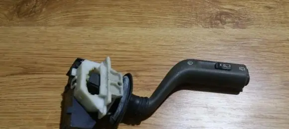 Volvo S40, V40 Wiper control stalk