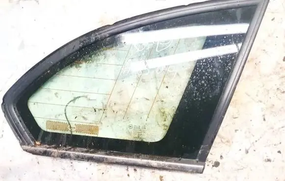 Chevrolet Captiva Rear side window