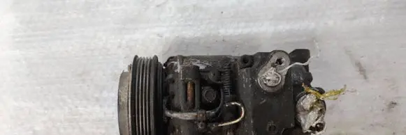 Land Rover Freelander Air conditioning (A/C) compressor (pump) 