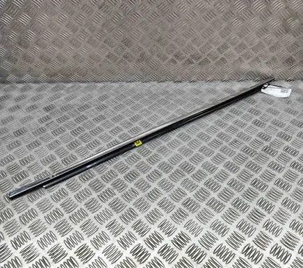 Honda CR-V Rear door glass trim molding 72835TLAA01