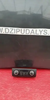 Mitsubishi Pajero Climate control unit 8002A256XA