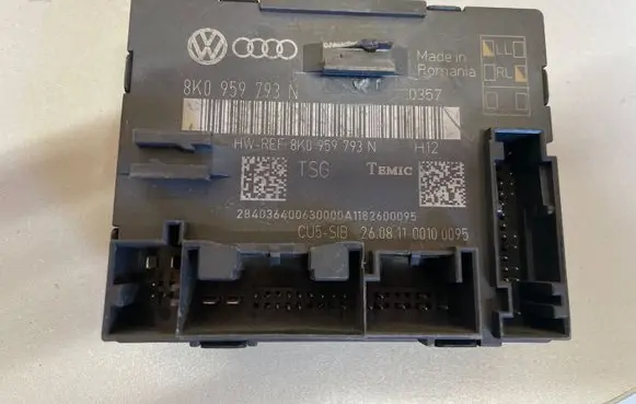 Audi A4 S4 B8 8K Door control unit/module 8K0959793N