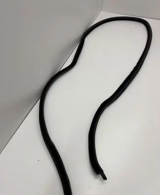 BMW 5 E60 E61 Rubber seal rear door 51727122433