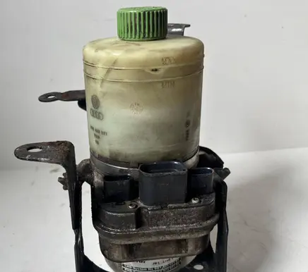 Skoda Roomster (5J) Power steering pump 6Q0423371 600423371