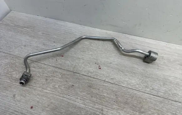 Porsche Macan (95B) Air conditioning (A/C) pipe/hose 95B260367C