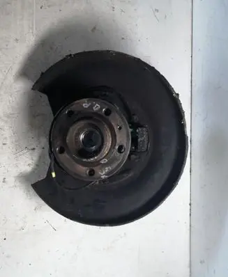 Volvo XC70 Front wheel hub