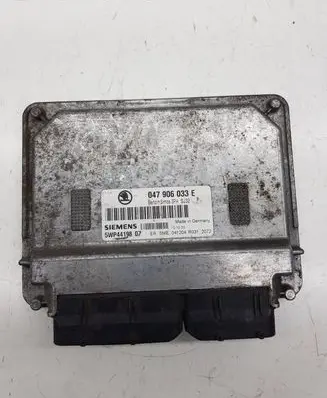 Skoda Fabia Mk1 (6Y) Engine control unit/module 047906033E 5WP4419807