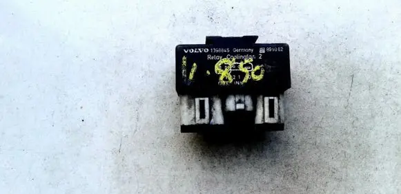 Volvo 850 Coolant fan relay 1398845 899962