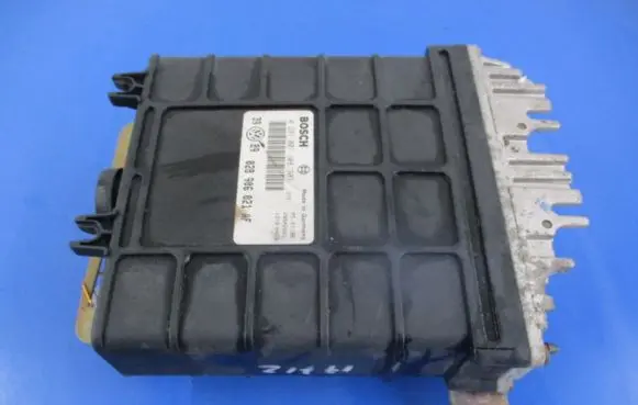 Volkswagen Golf III Engine control unit/module ECU 028906021AF