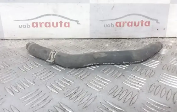 Toyota Avensis T270 Engine coolant pipe/hose