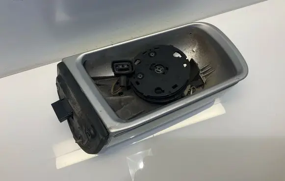 Mercedes-Benz E W210 Front door electric wing mirror 