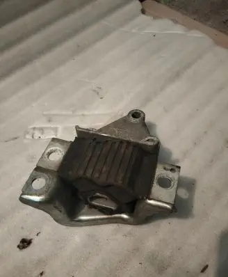 Fiat Ducato Engine mount vacuum valve 