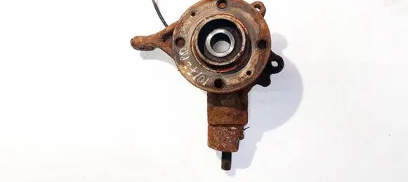 Citroen C4 I Front wheel hub 