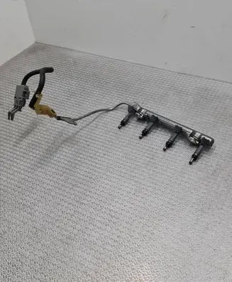Toyota Prius (XW50) Fuel injectors set 2325037080 250072427