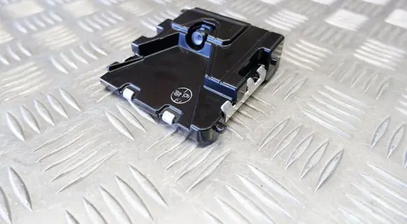 Windshield/windscreen camera