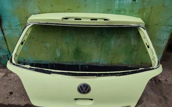 Volkswagen Cross Polo Tailgate/trunk/boot lid 6Q6827173 LL6J