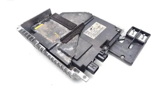 Mazda 6 Voltage converter/converter module GKK167Y60D K021614A23