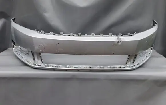 Volkswagen PASSAT B7 Front bumper 3AA807221