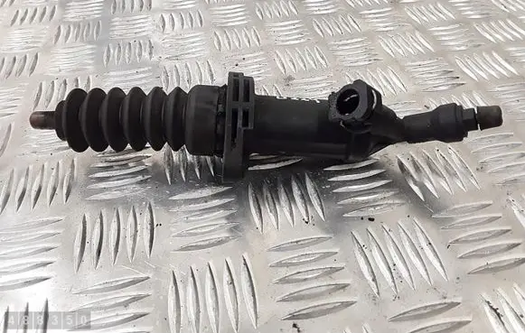 Fiat 500L Clutch master cylinder 6785964