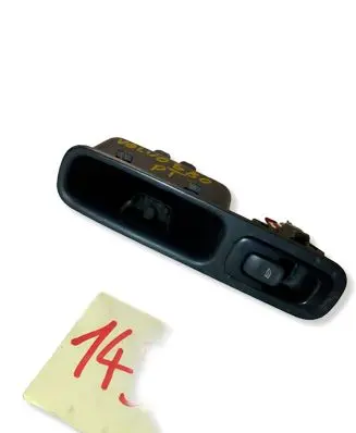 Volvo S80 Electric window control switch 8622114