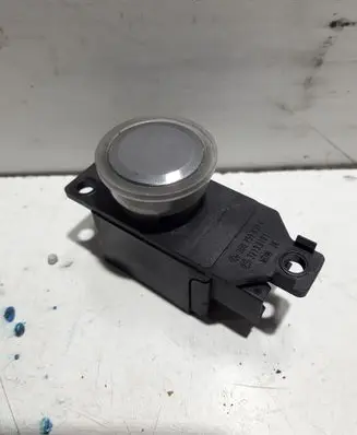 Volkswagen Phaeton Engine start stop button switch 3D0959839C