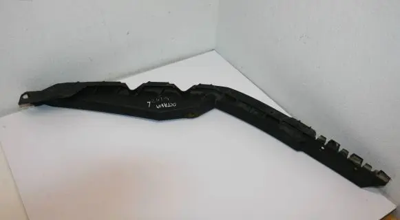 Skoda Octavia Mk2 (1Z) Front bumper mounting bracket 1Z0807184 001011133106010