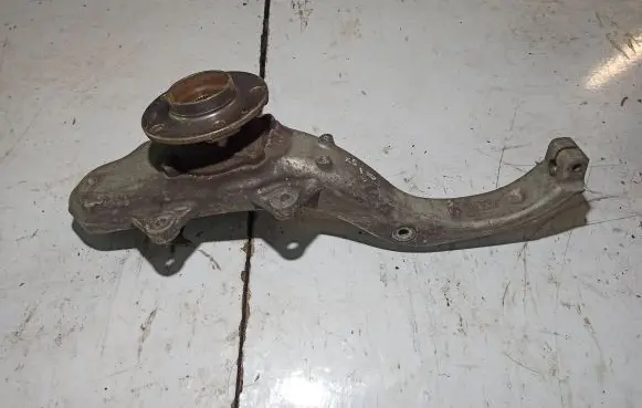BMW X5 E70 Front wheel hub 6773783 16193510
