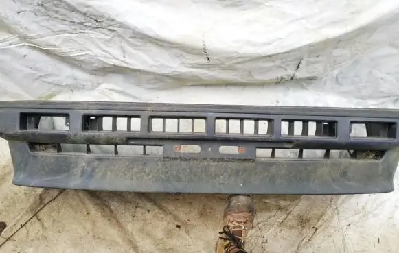 Toyota Corolla E90 Front bumper pilkas