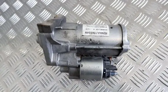 Nissan X-Trail T32 Starter motor 233008131R