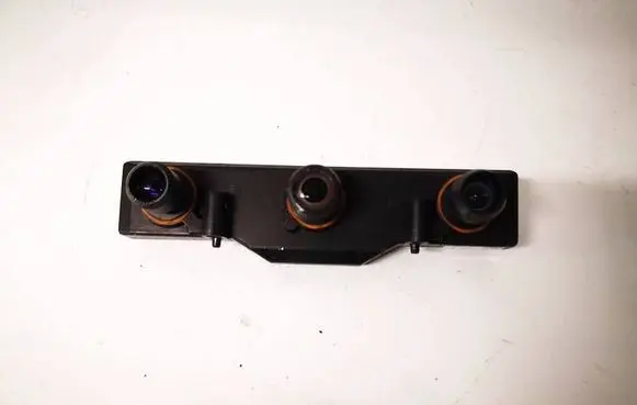 Tesla Model S Front bumper camera 112052000B