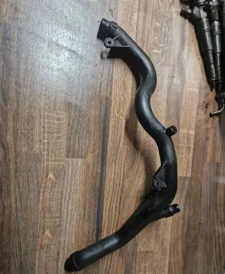BMW 3 E46 Coolant pipe/hose PA66GF304