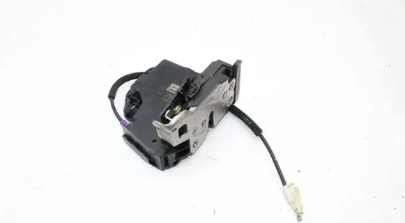 Opel Insignia B Coupe door lock (next to the handle) C3039077