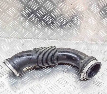 Ford Focus Air intake duct part 1072920S02 CV619C623AC