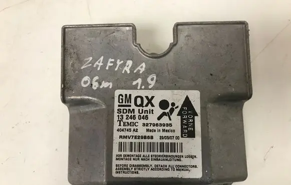 Opel Zafira B Airbag control unit/module 13246046